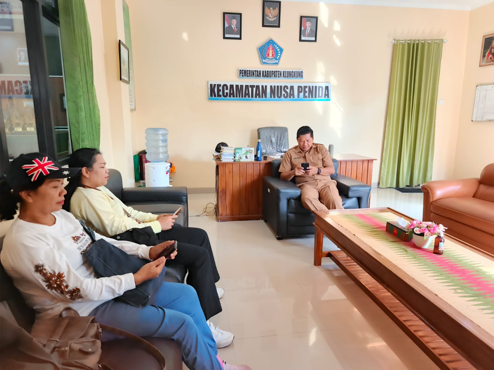 Kepala Dinas Pariwisata Klungkung Lakukan Koordinasi Lintas Sektor untuk Sukseskan Nusa Penida Festival 2025