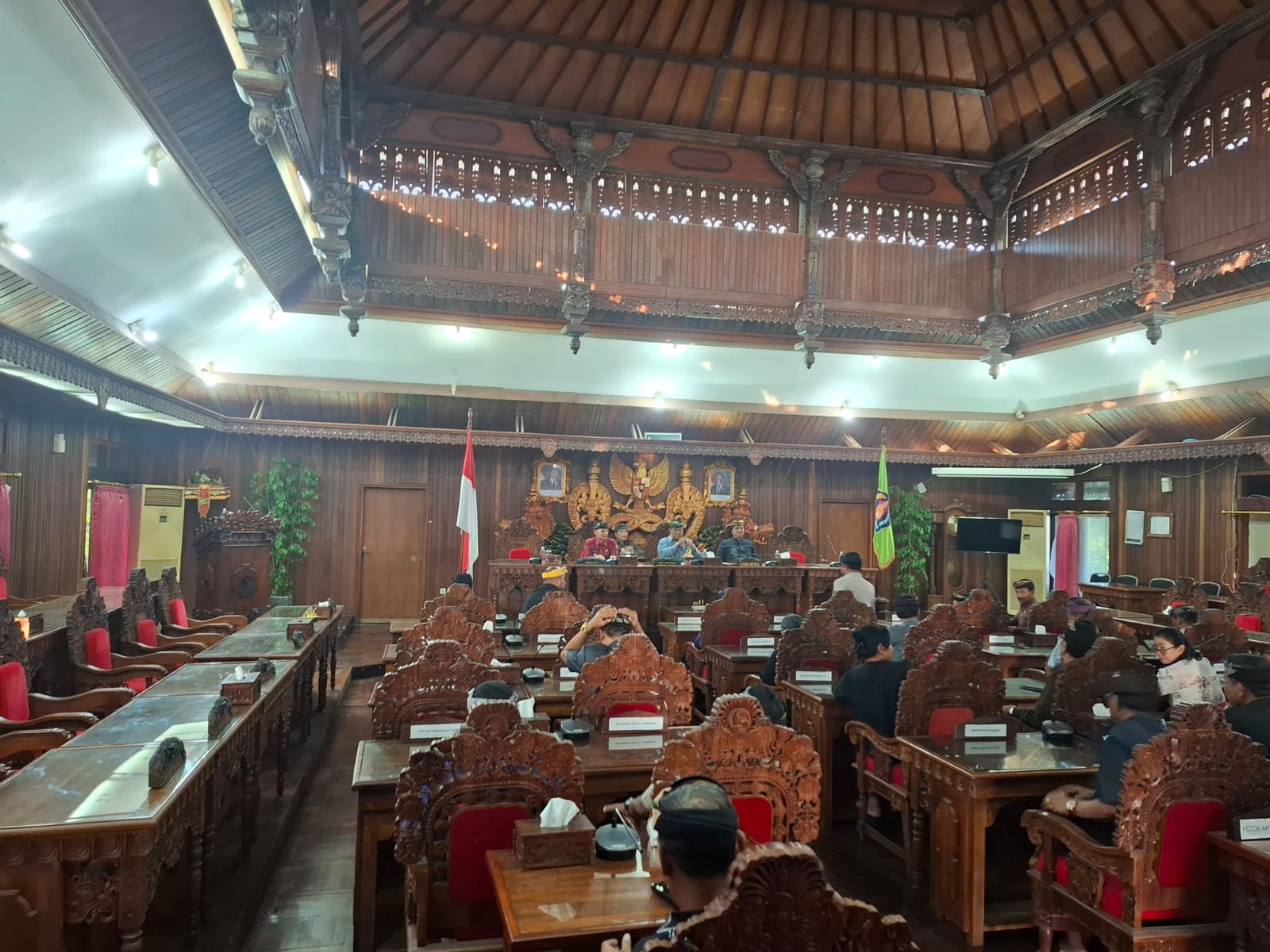 Sekretaris Dinas Pariwisata Hadiri Lanjutan Rapat Paripurna I DPRD Kabupaten Klungkung