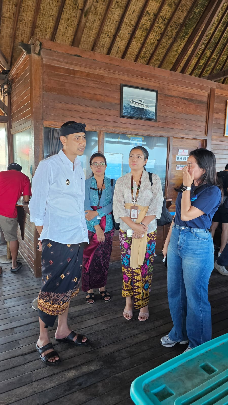 Kepala Dinas Pariwisata Dampingi Wakil Bupati Klungkung dalam Pemantauan Situasi Pelabuhan Kusamba Imbas Penutupan Pelabuhan Sanur